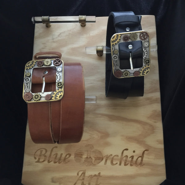 Leather Belt: Multi-Gear Buckle